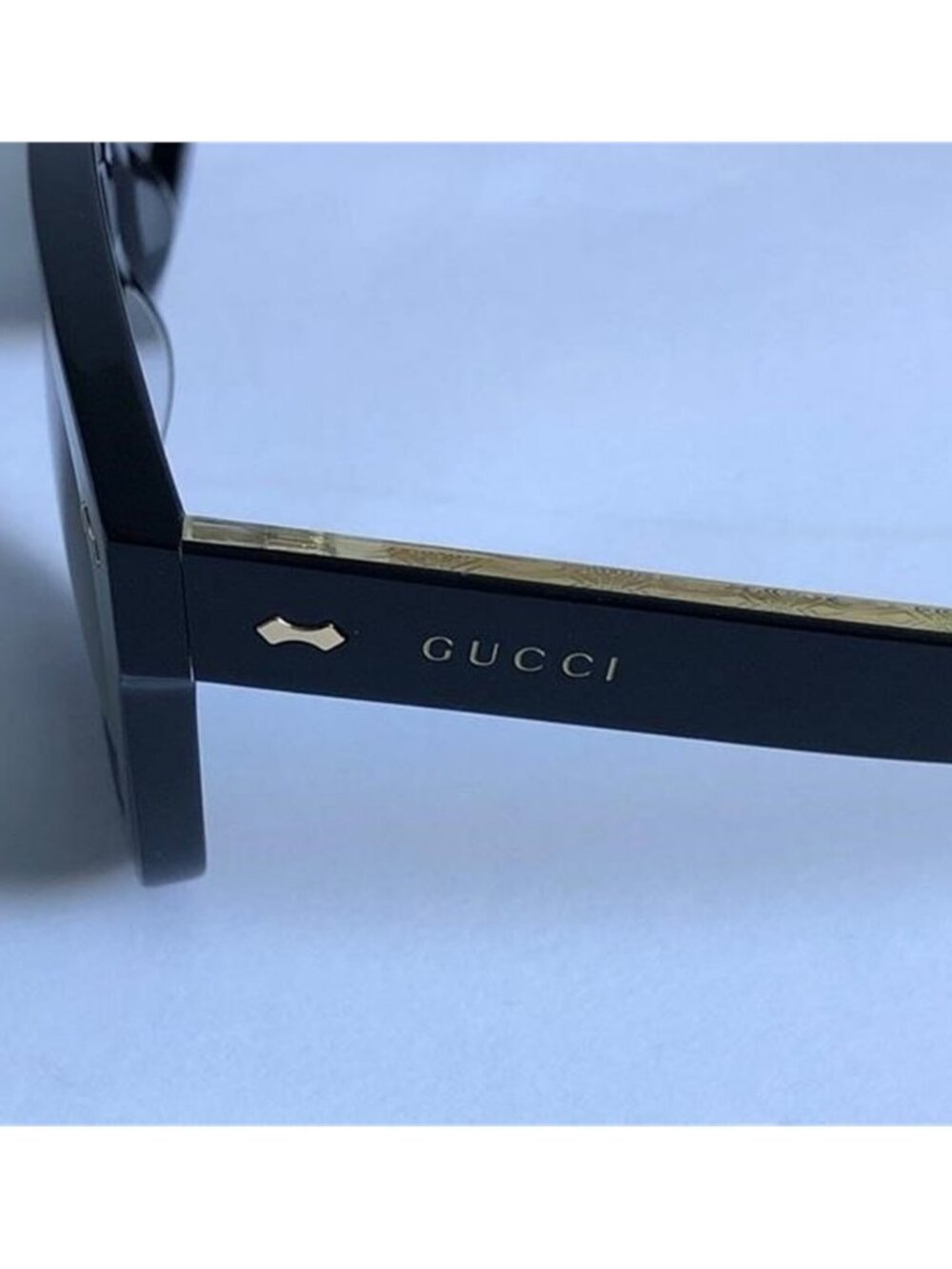 New Authentic Gucci GG0912s 001 Men Black Sunglasses with Purple & Gold Case - Picture 9 of 12